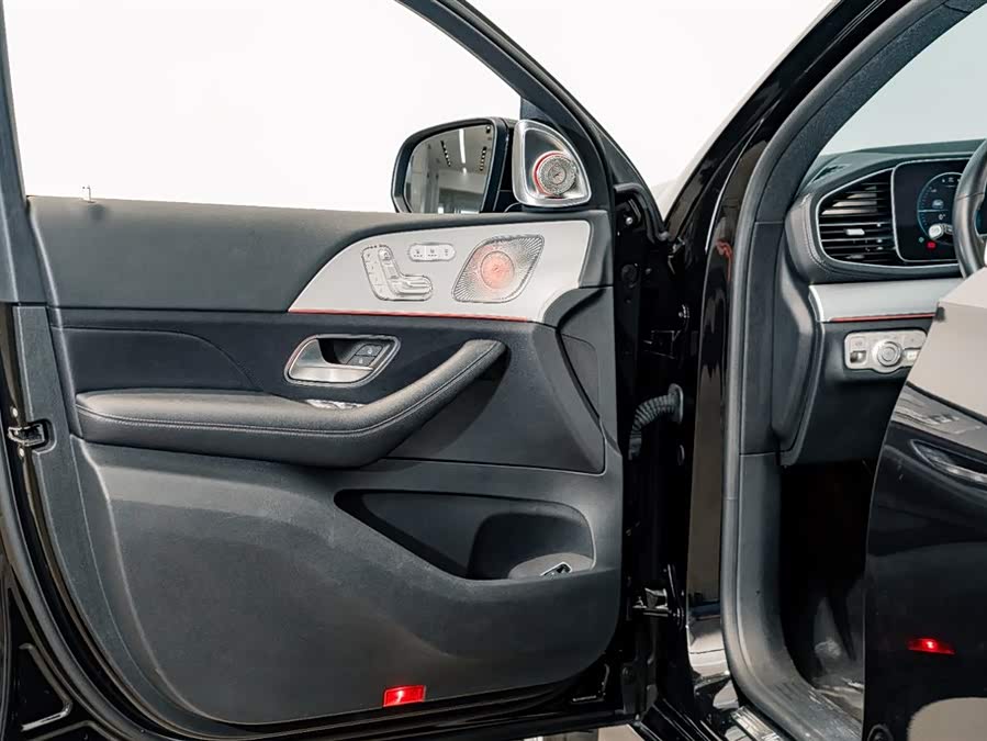 Mercedes-Benz GLE Coupe 2021 #19 Mercedes-Benz GLE Coupe 2021 car image #19