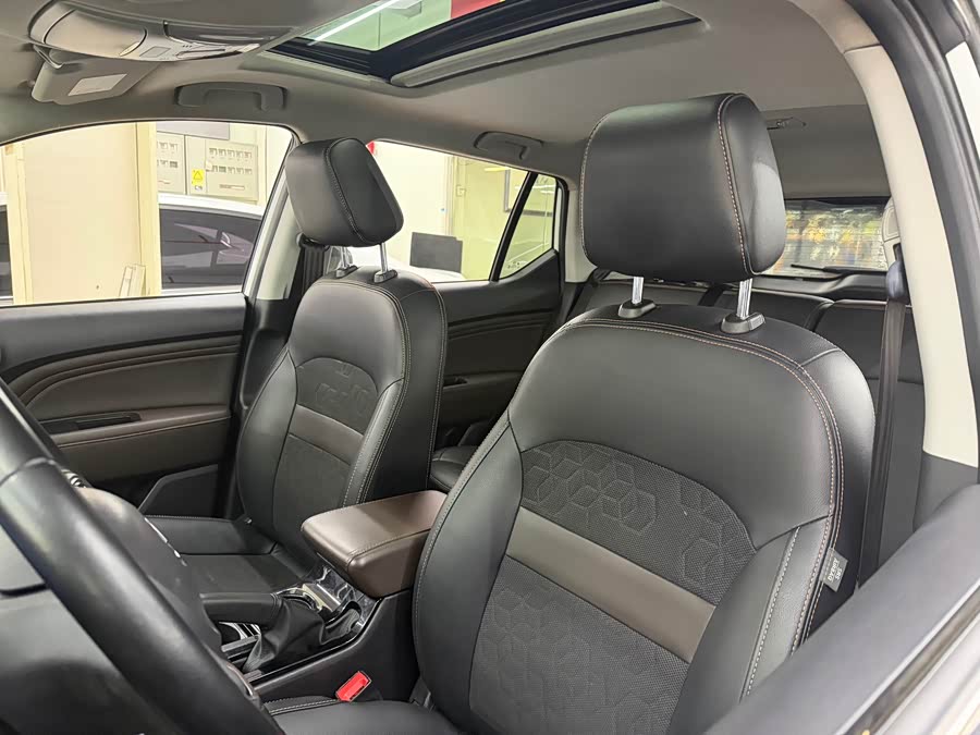 GAC Trumpchi GS3 2020 #19 GAC Trumpchi GS3 2020 car image #19
