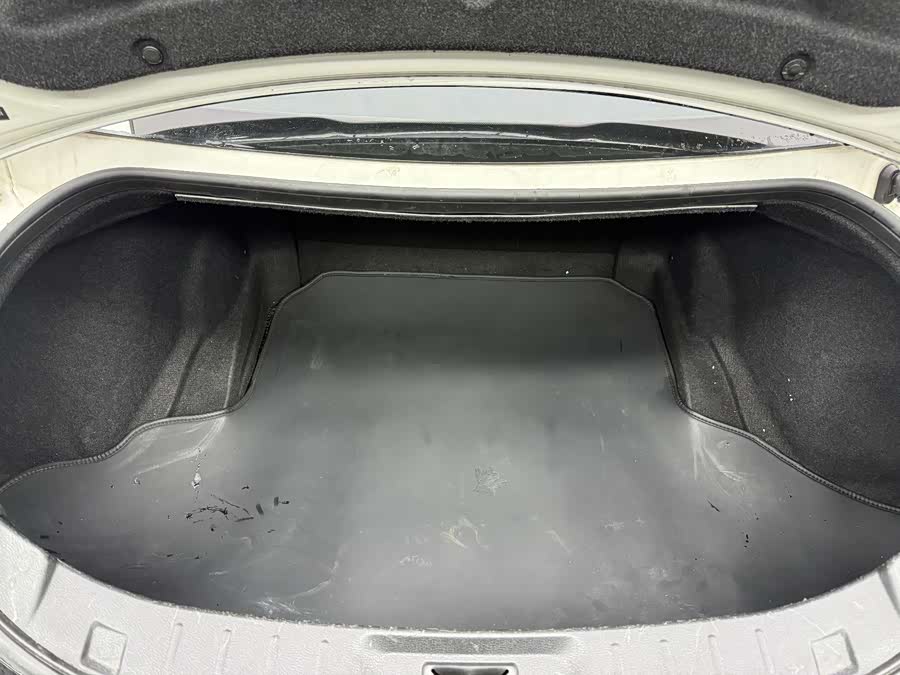 日产 日产GT-R 2010 汽车图片 #19