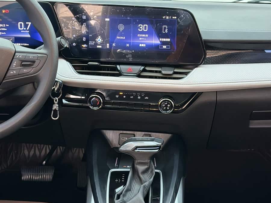 Chevrolet Monza 2023 #19 Chevrolet Monza 2023 car image #19