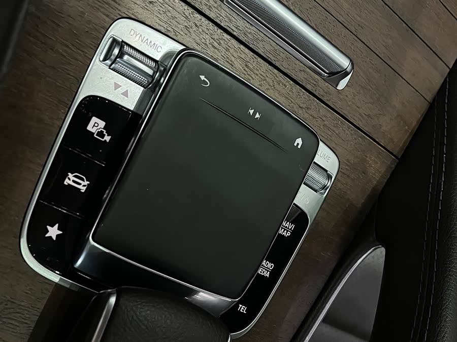 Mercedes-Benz GLE Class 2020 #19 Mercedes-Benz GLE Class 2020 car image #19