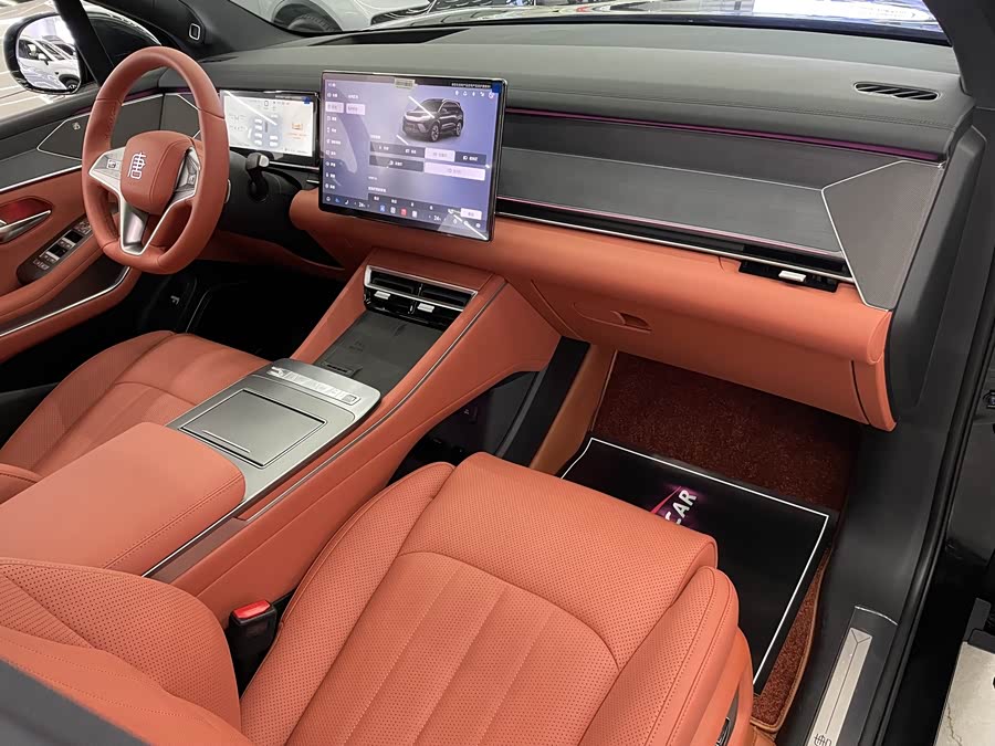 BYD Tang L 2025 immagine di auto #19