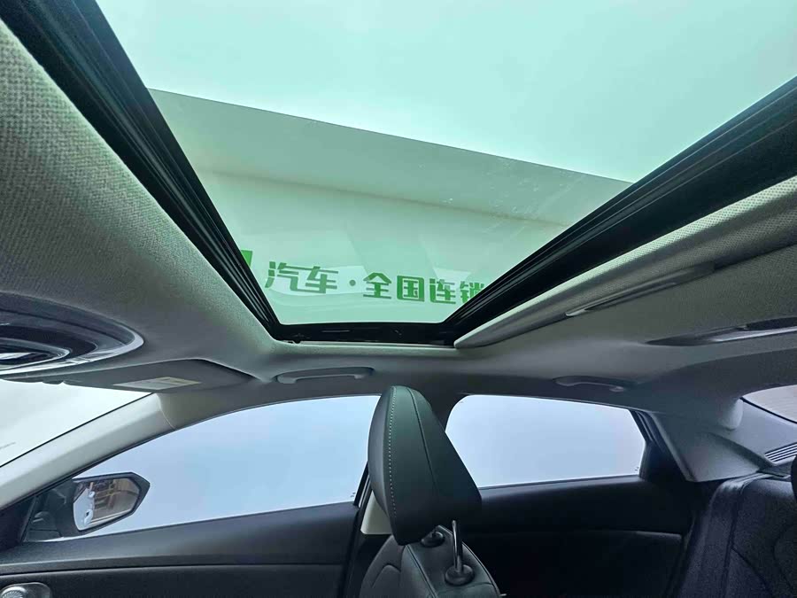 Hyundai Elantra 2023 #19 Hyundai Elantra 2023 car image #19