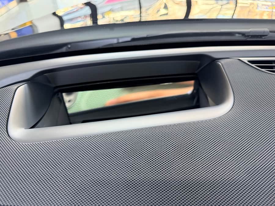 Mercedes-Benz GLE Class 2024 car image #19