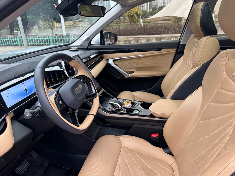 GEELY Boyue L 2022 car image #19