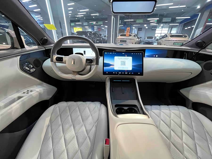 Avatr 11 2024 car image #19