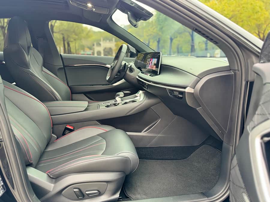 MG 7 2025 car image #19