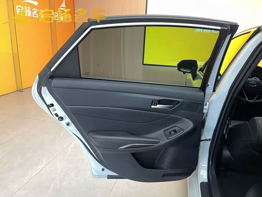 Toyota Avalon 2023 #19 Toyota Avalon 2023 car image #19