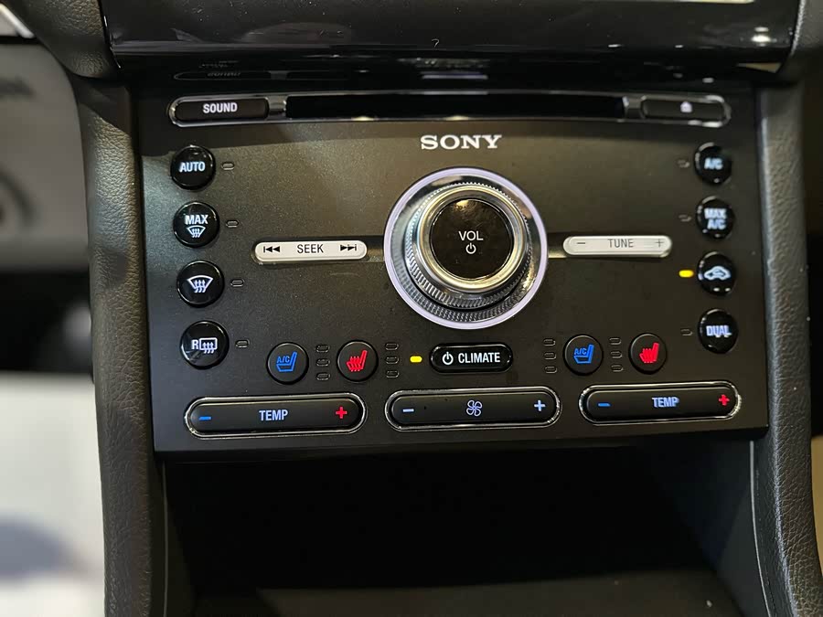 Ford Taurus 2016 #19 Ford Taurus 2016 car image #19