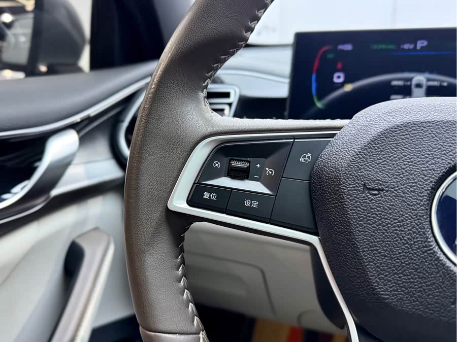 BYD Qin Plus 2023 car image #19