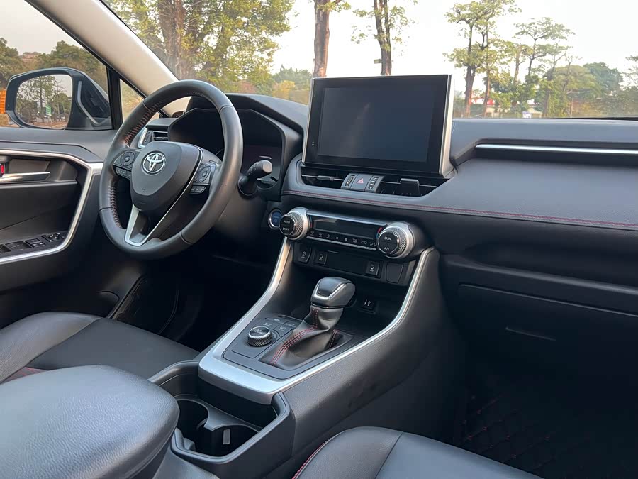 Toyota RAV4 Hybird E+ 2022 #19 Toyota RAV4 Hybird E+ 2022 صورة سيارة #19