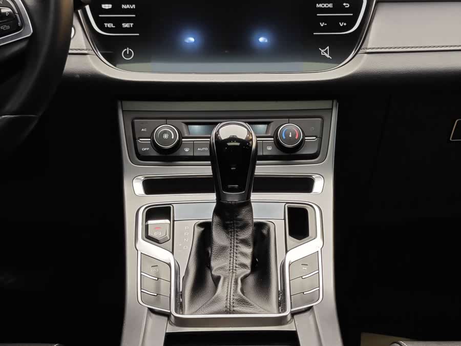 GEELY Emgrand 2020 #19 GEELY Emgrand 2020 car image #19