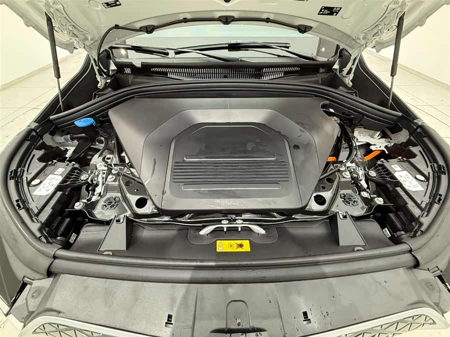 BMW iX1 2025 صورة سيارة #19