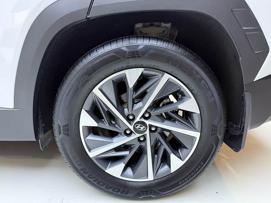 Hyundai Tucson 2022 car image #19