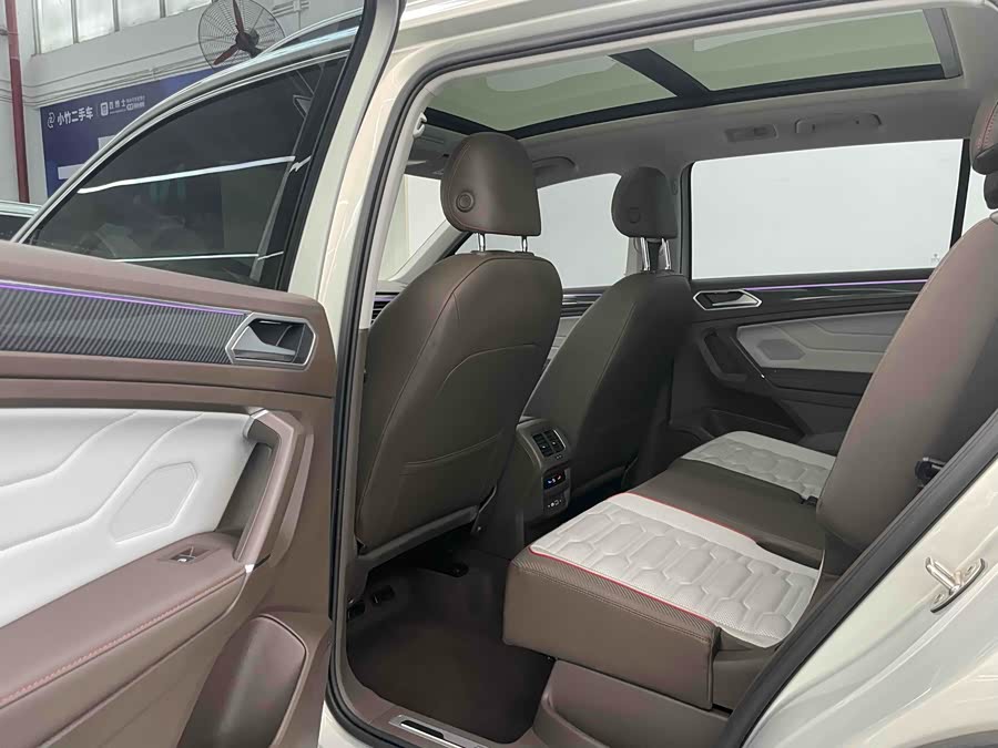 Volkswagen Tiguan L 2021 #19 Volkswagen Tiguan L 2021 immagine di auto #19