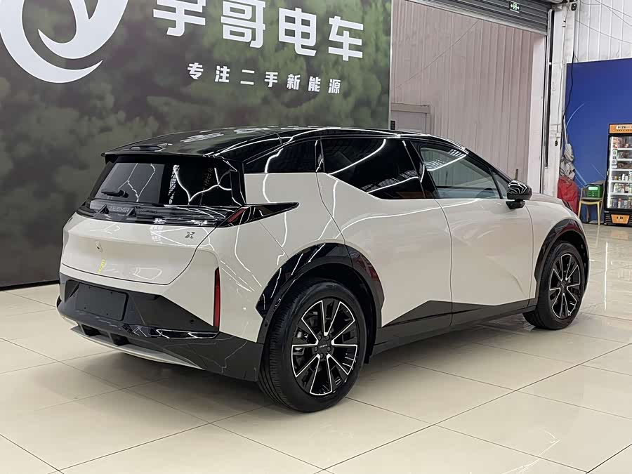 Zeekr 2024 car image #19