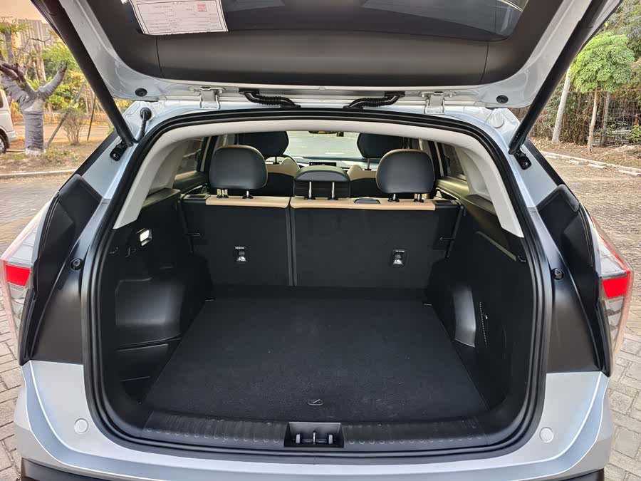 GEELY Boyue L 2022 car image #19