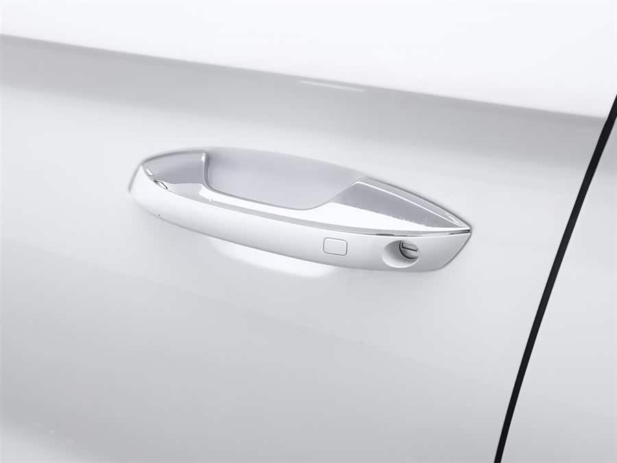 BYD Song Plus New Energy 2025 car image #19