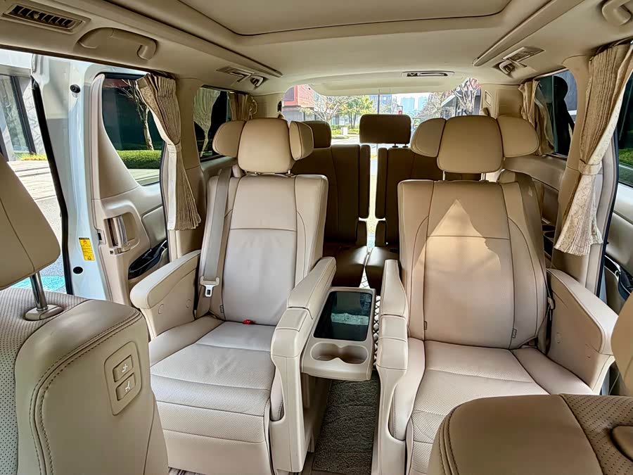 Toyota Alphard 2014 immagine di auto #19