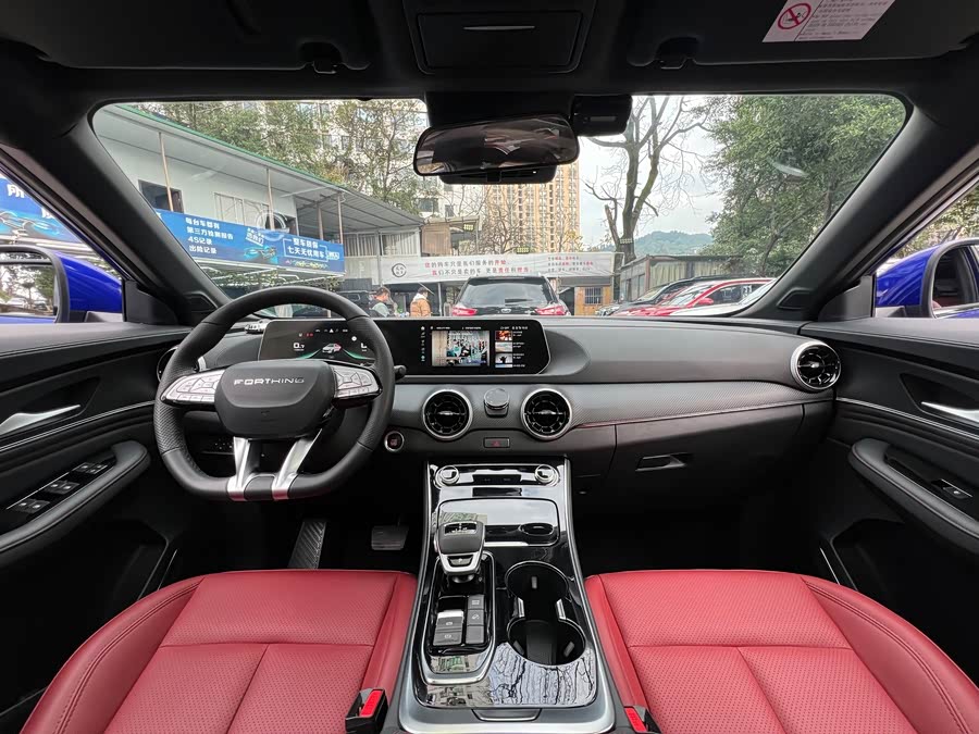 Forthing JOYEAR X6 2018 car image #19