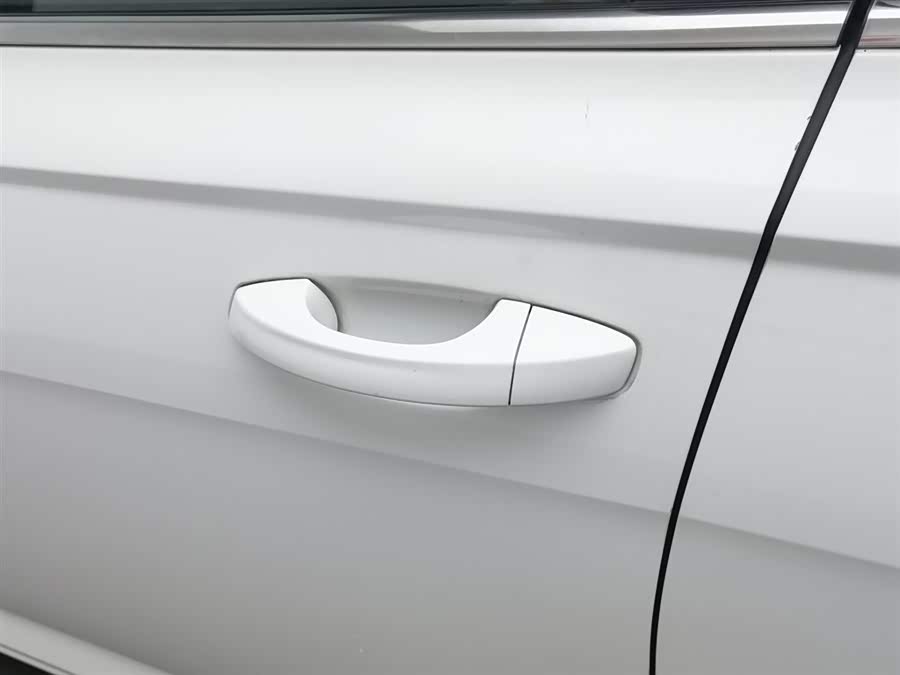 Volkswagen Lavida 2020 car image #19
