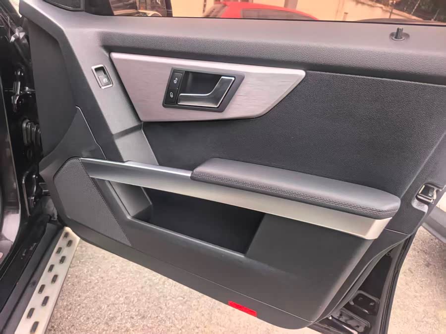 Mercedes-Benz GLK Class 2012 car image #19