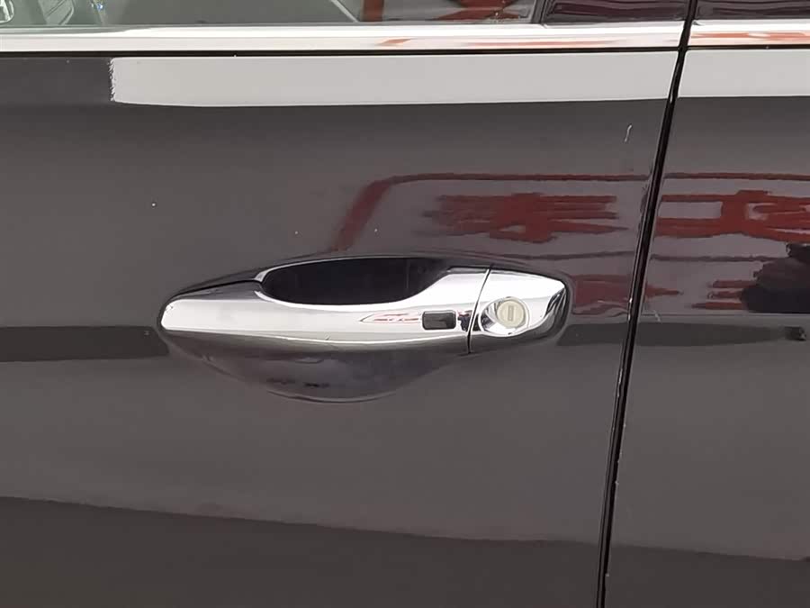 Hyundai Santa Fe 2017 car image #19