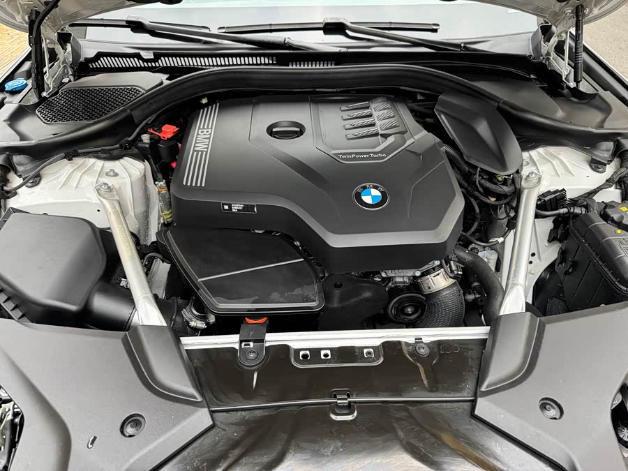 BMW 5 Series 2023 #19 BMW 5 Series 2023 car image #19