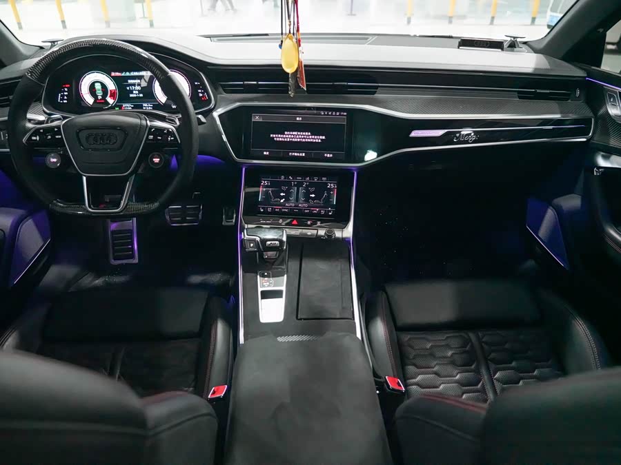 Audi RS 7 2021 car image #19