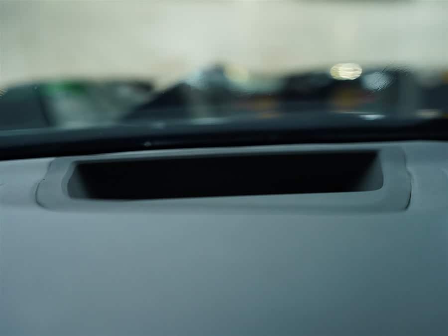 BMW X6 2021 car image #19