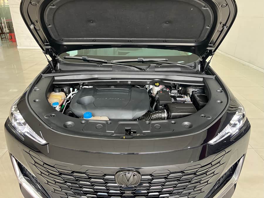 Changan UNI-K 2023 car image #19