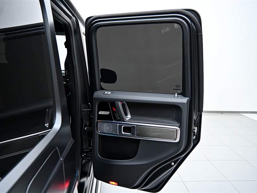 Mercedes-Benz G Class 2024 изображение автомобиля #19