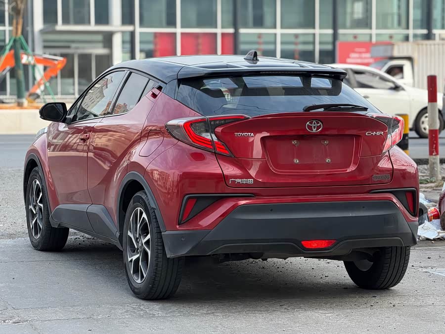 Toyota C-HR 2020 immagine di auto #19