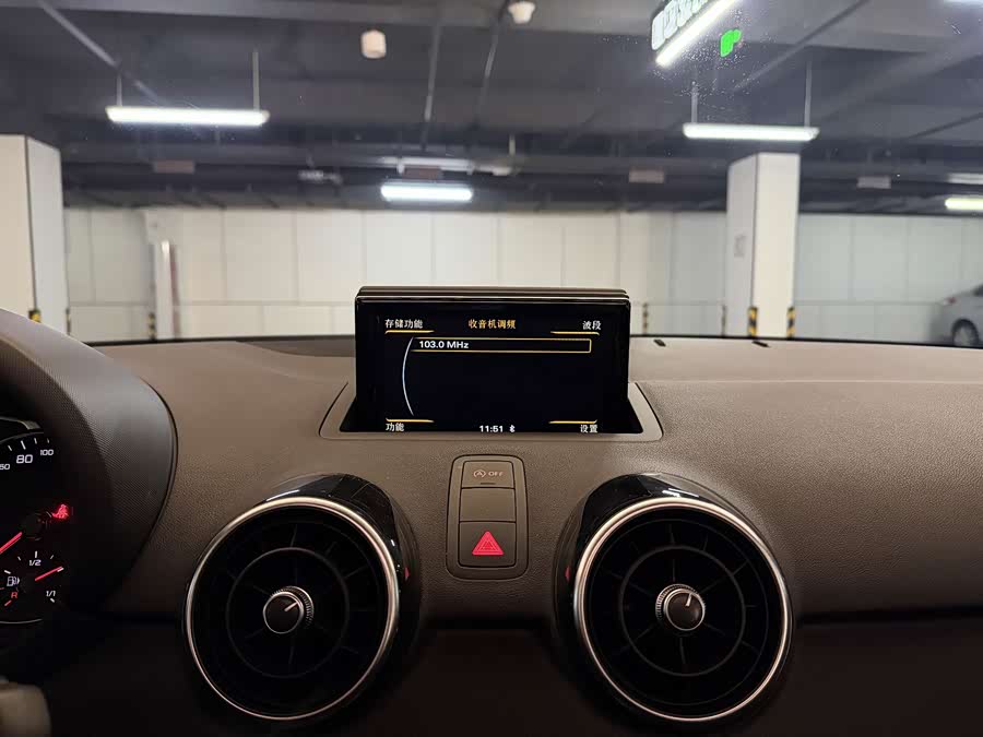 Audi A1 2016 car image #19