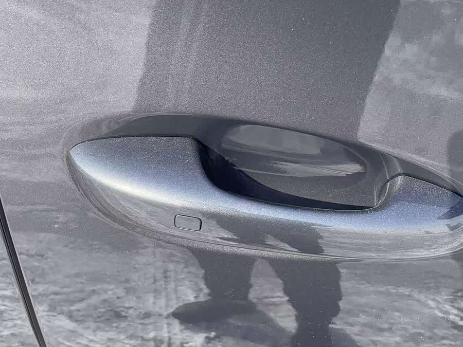 BYD Tang 2022 car image #19