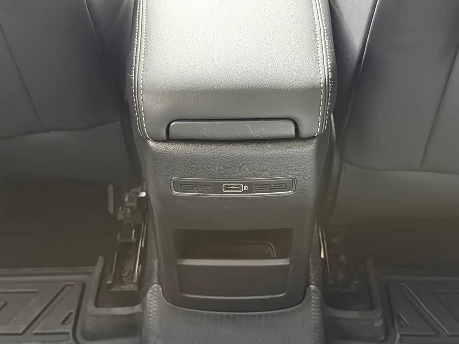 GEELY Coolray 2019 #19 GEELY Coolray 2019 car image #19