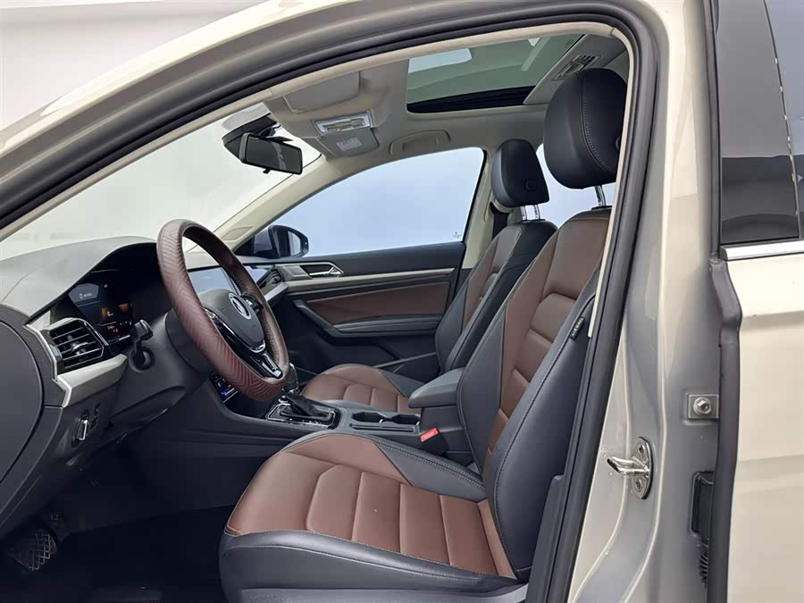 Volkswagen Lavida 2022 car image #19