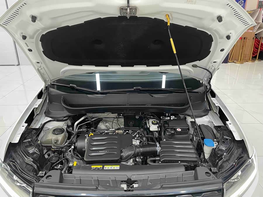 Volkswagen Tacqua 2023 car image #19