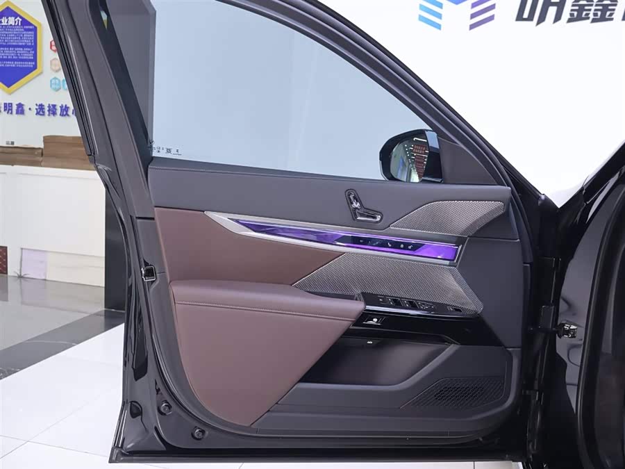 BMW 7 Series 2023 #19 BMW 7 Series 2023 car image #19