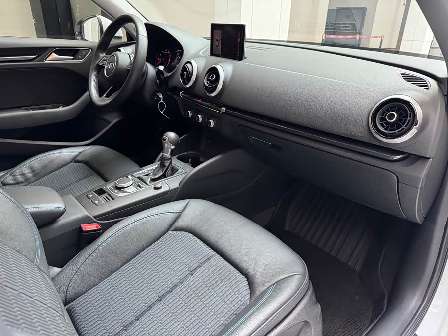 Audi A3 2020 car image #19