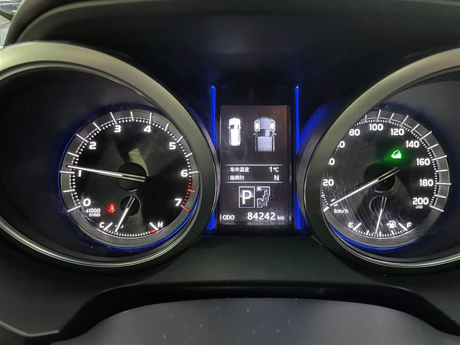 Toyota Land Cruiser Prado 2017 car image #19