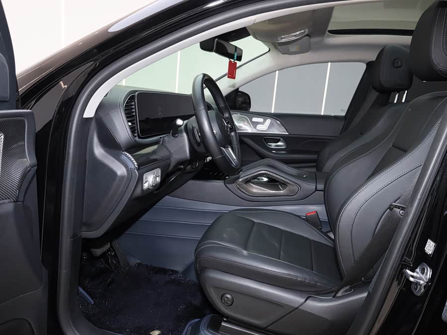 Mercedes-Benz GLE Coupe 2026 صورة سيارة #19