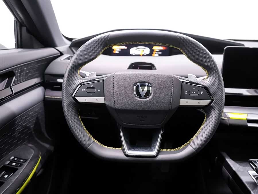 Changan UNI-V 2023 car image #19