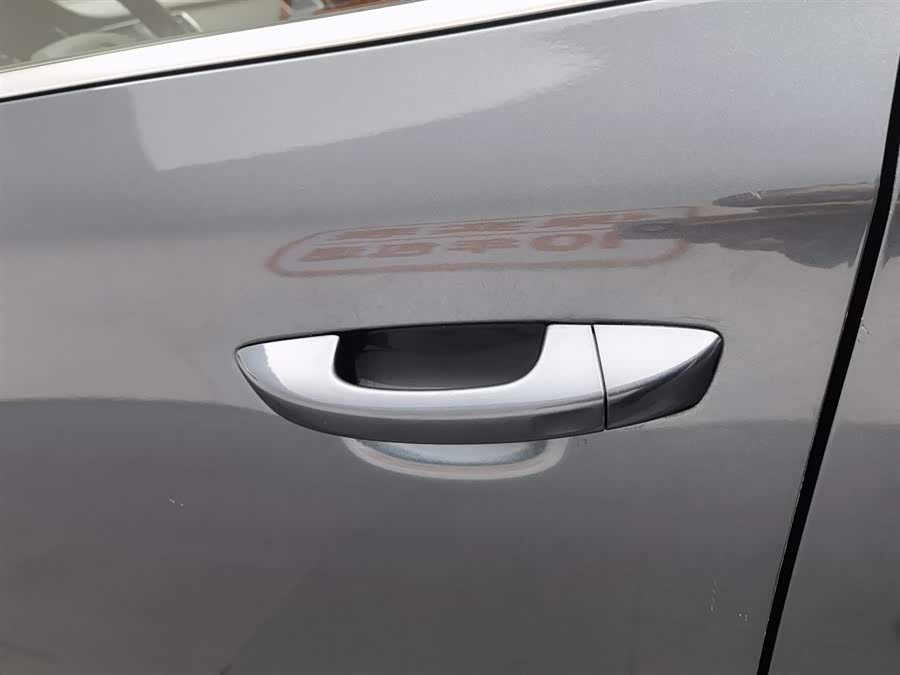 Skoda Superb Combi 2014 immagine di auto #19