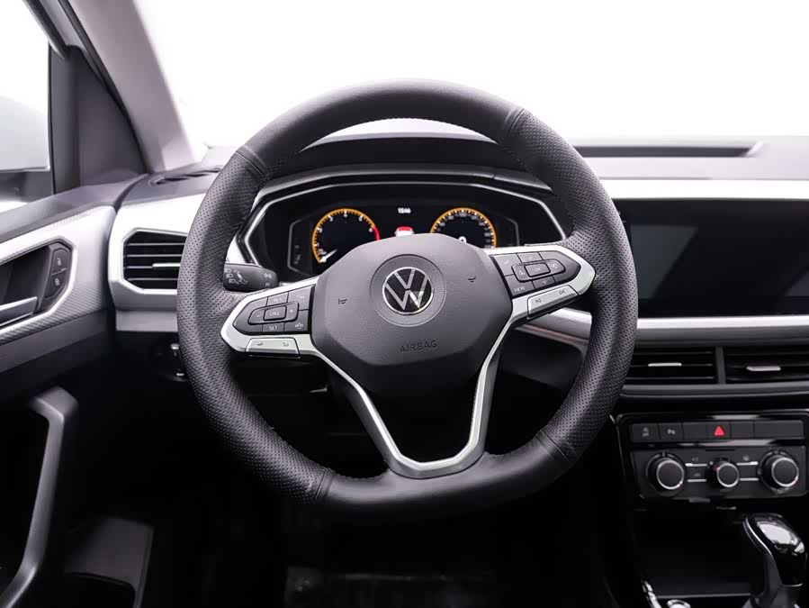 Volkswagen Tacqua 2022 #19 Volkswagen Tacqua 2022 car image #19