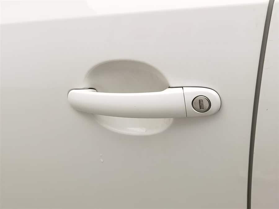 Volkswagen Polo 2018 immagine di auto #19