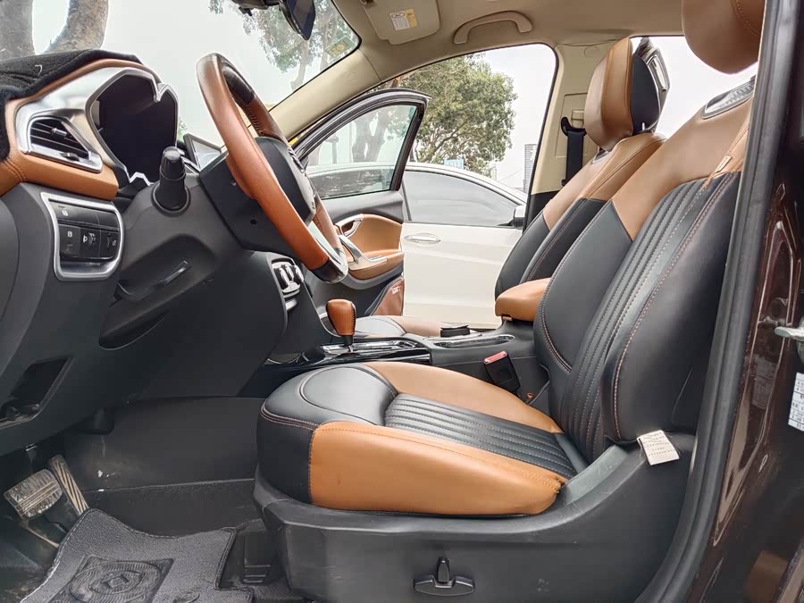 Soueast DX7 2016 car image #19