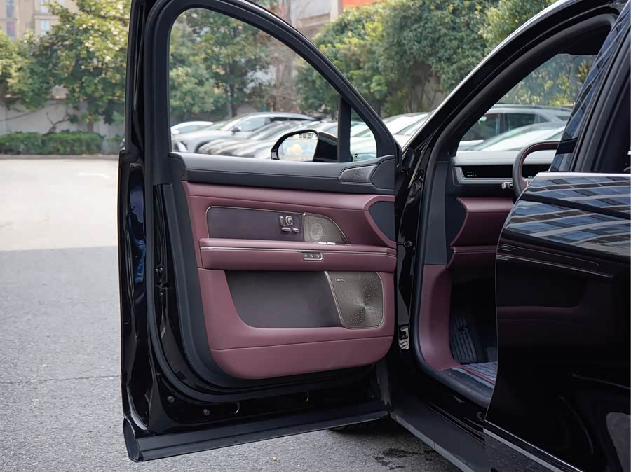 蔚来 蔚来ES8 2025 汽车图片 #19