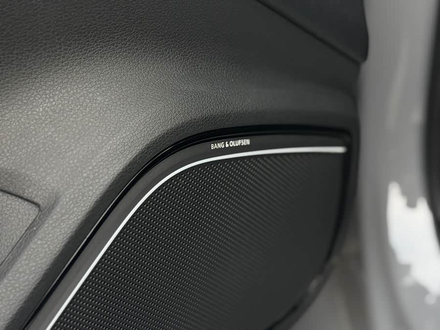 Audi RS 3 2018 immagine di auto #19