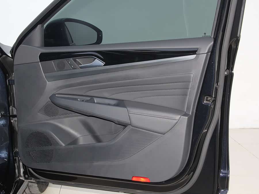 Volkswagen Passat 2022 #19 Volkswagen Passat 2022 car image #19
